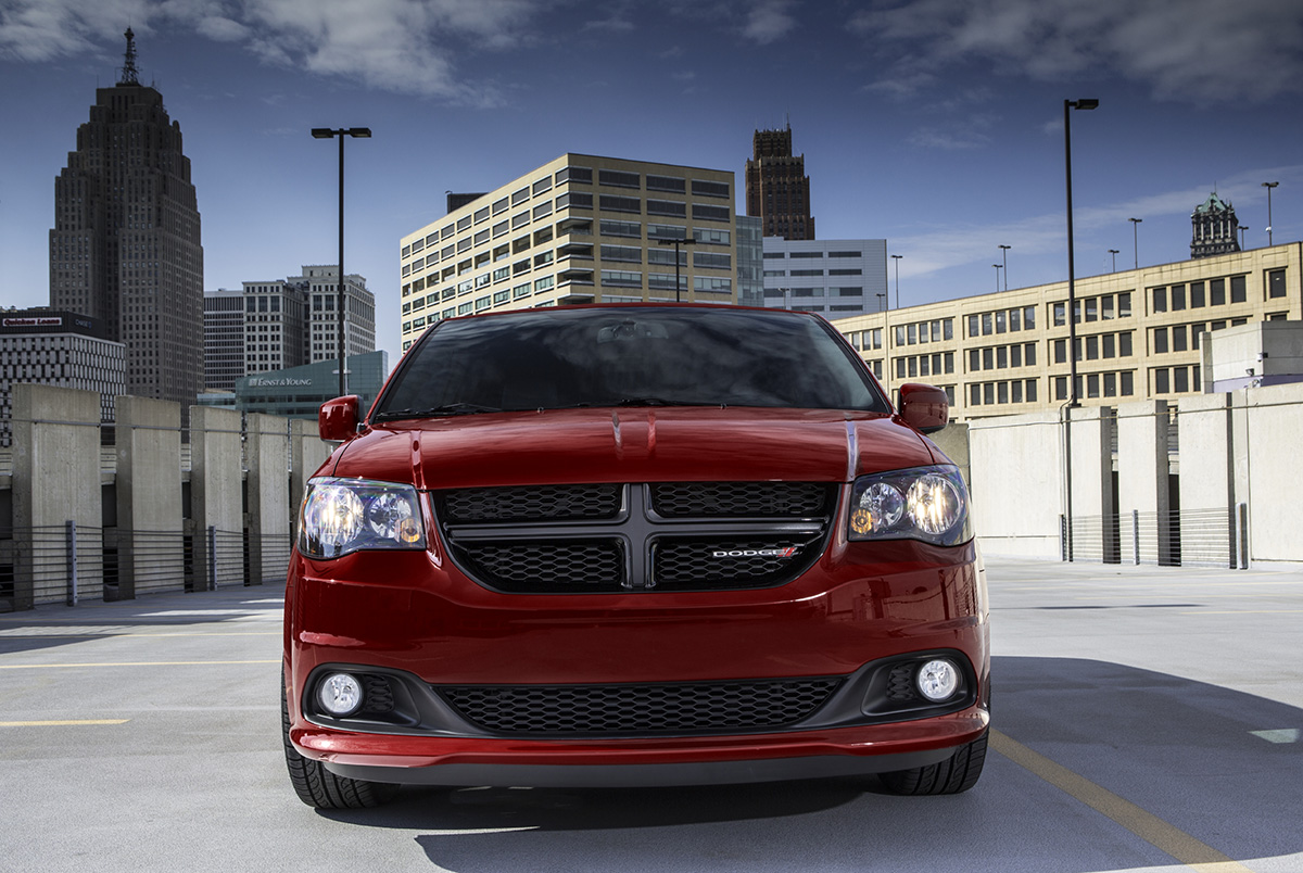 2020 Dodge Grand Caravan Fact Sheet - US Motors Actu