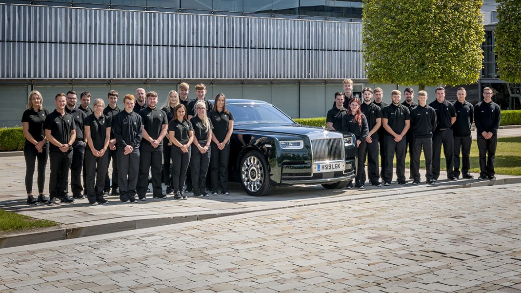 ROLLS-ROYCE-record-number-of-you