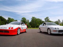 Legendary ACURA Integra Type R Racecar Screams Back to the Track at 9,