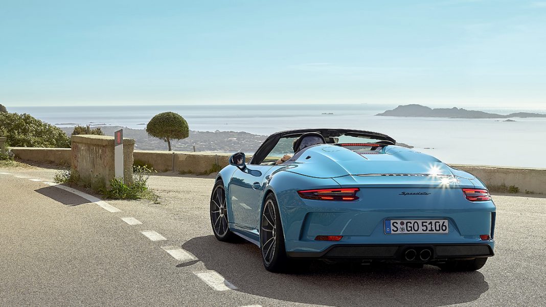Trip to the “Blue Zone” with the 911 Speedster