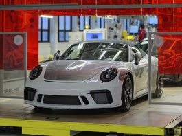 Last Porsche 911 of the 991 generation comes off the production line
